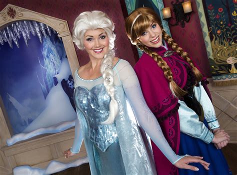 ‘frozen Fun’ Sneak Peek Opens Anna And Elsa Begin