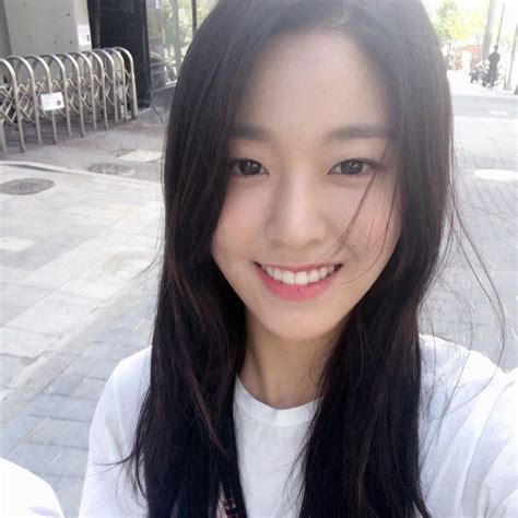 10 real life photos show why seolhyun is the most popular beauty in k