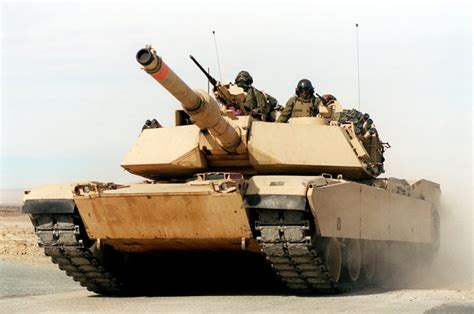 weapons  abrams tank