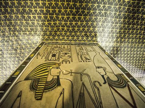 Queen Nefertiti Tomb Egypt Hopes Big Discovery From The