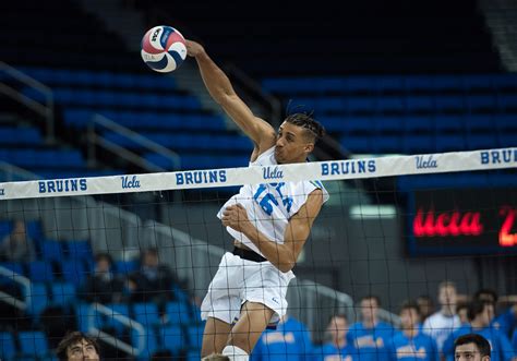 New Offense Serves Bring Men’s Volleyball On Top Of Ucsb