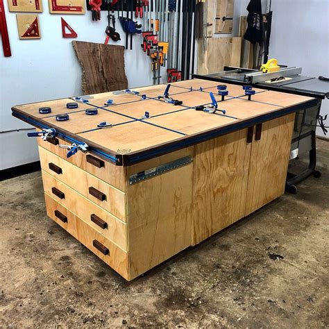 track assemblyoutfeed table plans woodworking plans workbench