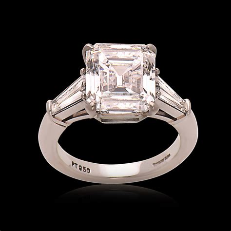 tiffany   carat emerald cut diamond platinum engagement ring