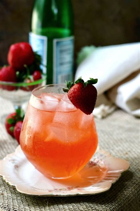 sex on the beach drink fruity low carb summer cocktail