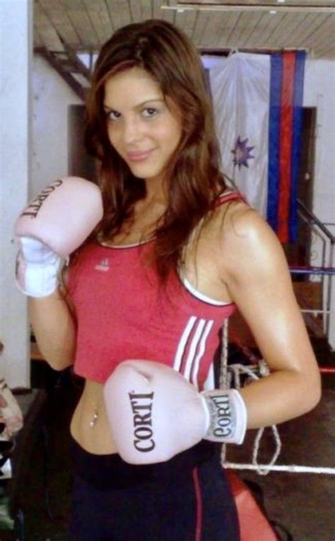 pin by j s on boxing girls in 2020 boxing girl sports