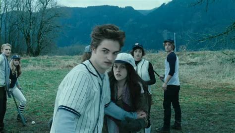 Playing Baseball In The Twilight Saga Twilight The Cullens And Bella