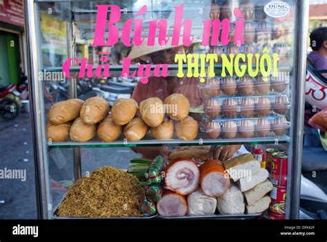 banh mi vietnamese sandwich street cart  saigon vietnam stock photo alamy