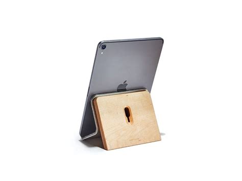 grovemade wood ipad stand   gadget     angle gadget flow