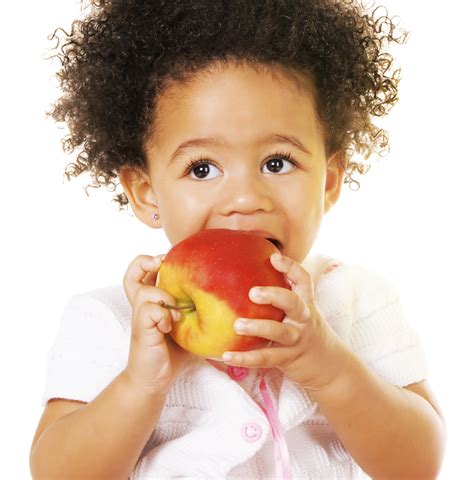 person eating apple picky eating toddler healthy eating  kids
