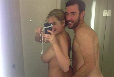 kate upton nude selfies sexy pics