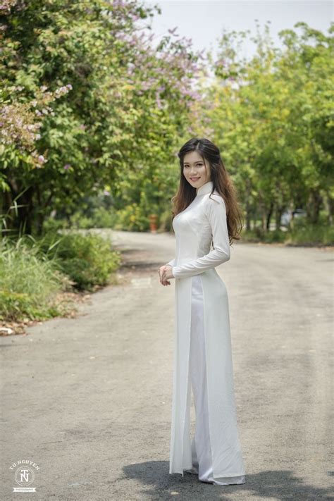 231 Best Sexy Girls Images On Pinterest Ao Dai Asian