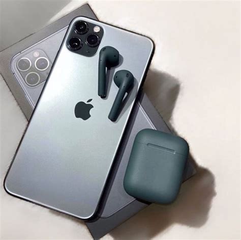 iphone  pro airpod combination        iphone