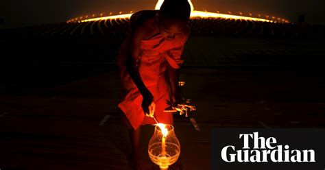 Buddhist Monks Celebrate The Makha Bucha Festival In Pictures World