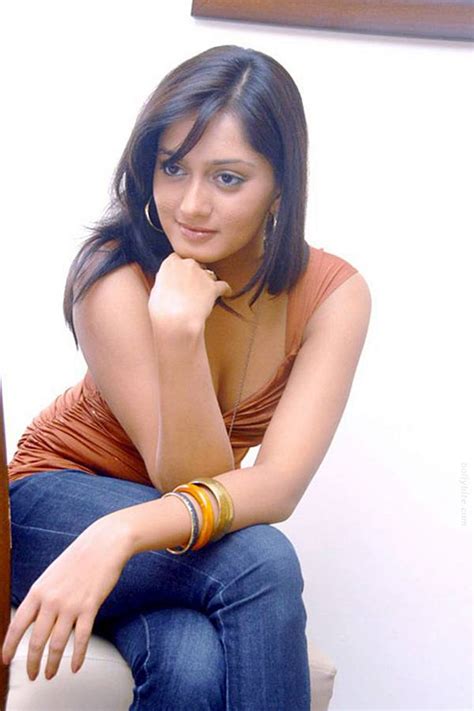 Gossips Parvati Vaze Hot Pictures