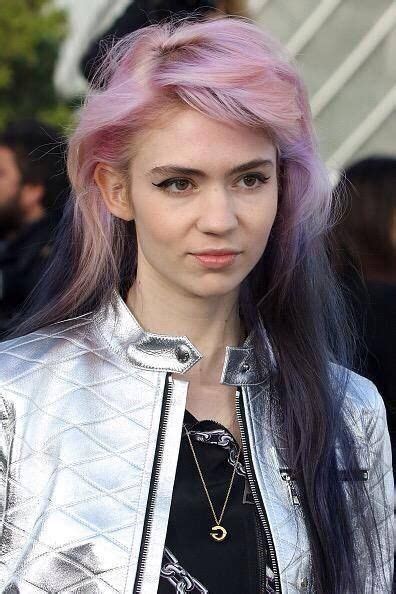 Grimes Pink To Lilac To Black Pink Hair Hair Today