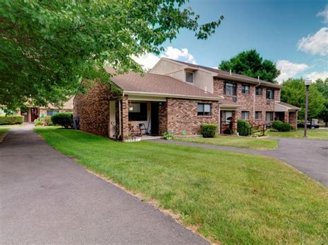 countryside apartments  ii wolcott ct apartment finder