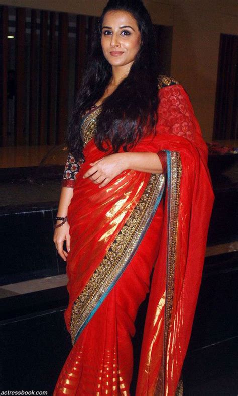 indian hot hot vidya balan saree