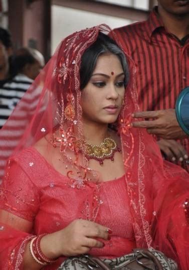 bangladeshi sexy actress popy ~ bikini fantasy