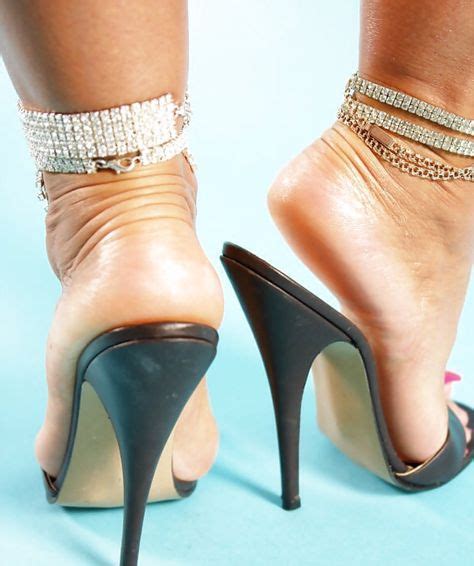 30 lady barbara feet and heels ideas cipők magassarkú lábak