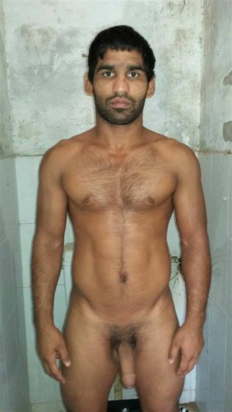 desi guys all straight guys tricked into giving nude pics