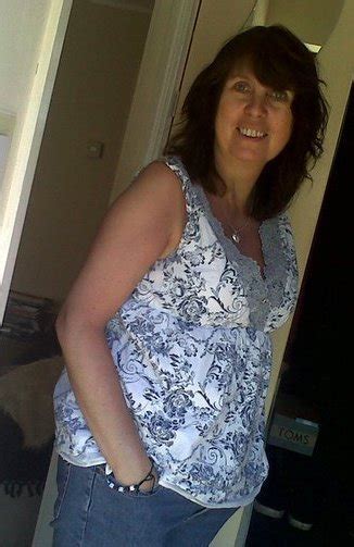 paula14963 50 from leeds is a local granny looking for casual sex