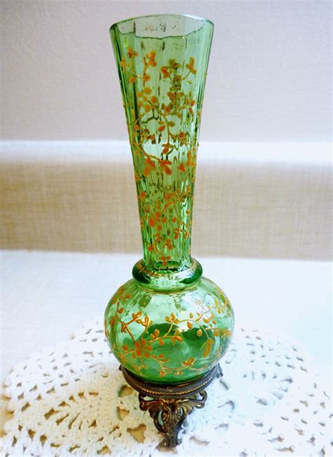 Help To Identify Small Antique Art Glass Vase Collectors