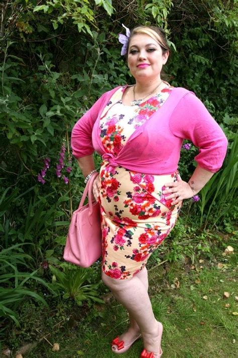 15 fashion tips for plus size women over 50 outfit ideas