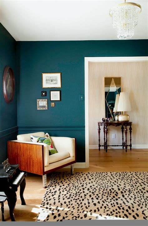 bold paint colors   living room
