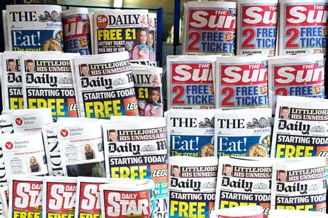 tabloid newspapers uk daily mail takes title  uk   read paper