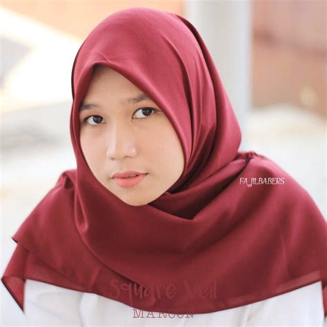 jilbab merah maroon segi empat reihanhijab