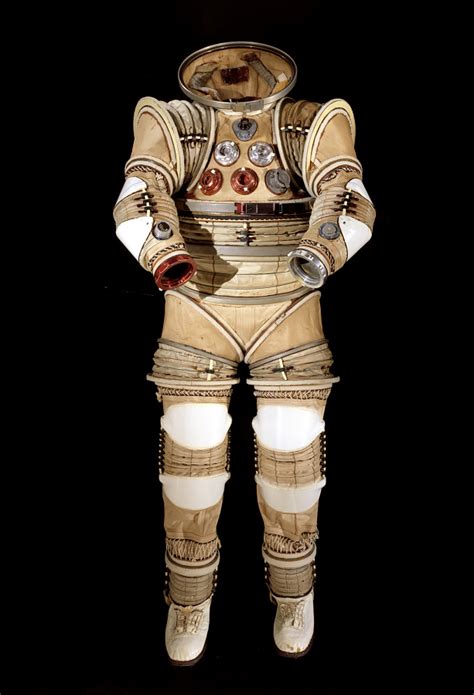 pressure suit    constant volume airresearch national air  space museum