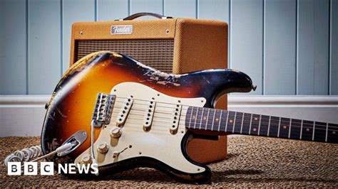 fender europe fined   preventing  discounts