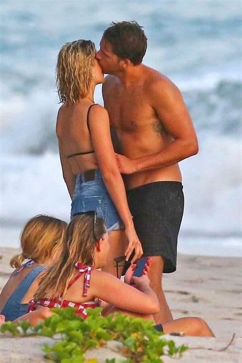 margot robbie sexy the fappening leaked photos 2015 2019