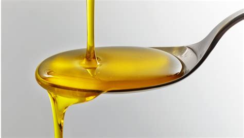 presenting  cooking oils   healthier  olive oil  indian