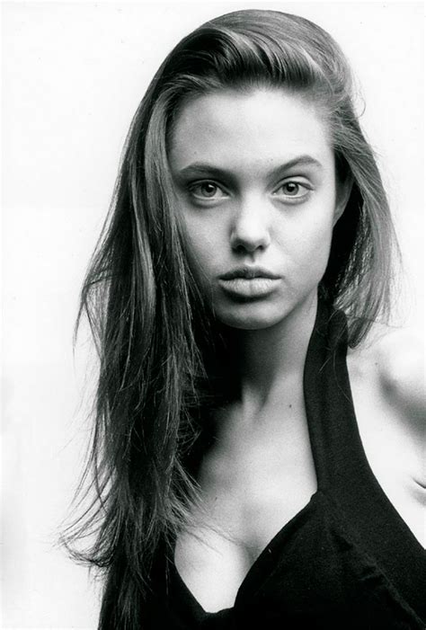 15 year old angelina jolie during one of her first photoshoots interview bored panda