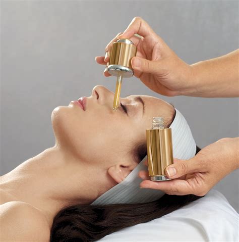 pure gold radiance facial  leave  skin  smoother