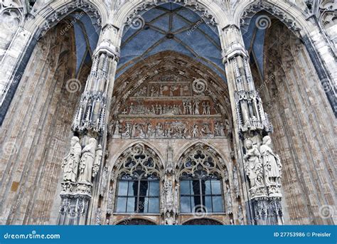 gotische architectuur details stock foto image  stijl centraal