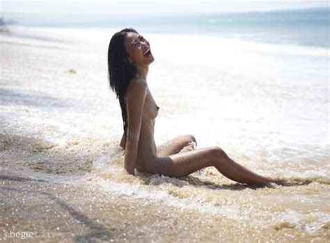 hiromi in nude beach by hegre art erotic beauties