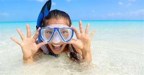 enjoy snorkeling  dubai    amazing underwater locations