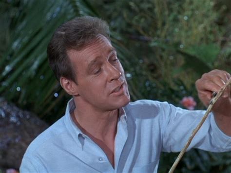 r i p the professor on gilligan s island russell johnson