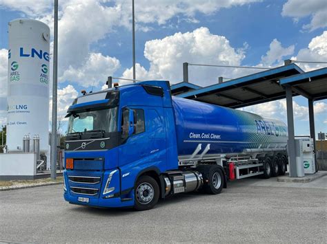 lng truck  krk terminal arrives  hungary ceenergynews