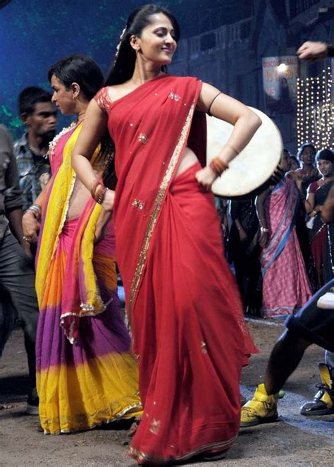 Hot Sexy Ladies Anushka Hot Hip Dancing Stills In Red Saree In Vaanam
