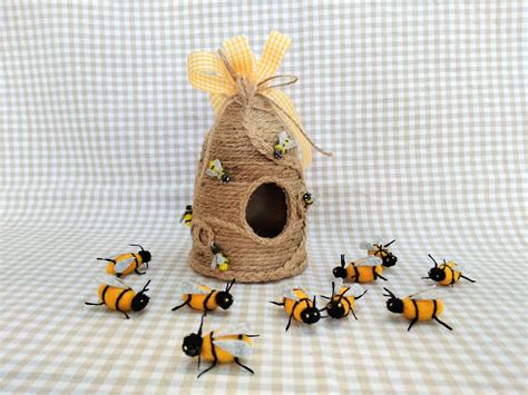 set van bijenkorf met bijen handgemaakte bijenkorf met bijen etsy