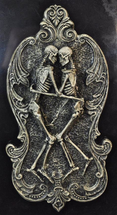 The Skeleton Lovers Sculpture Represents The Theme Of Eternal Love