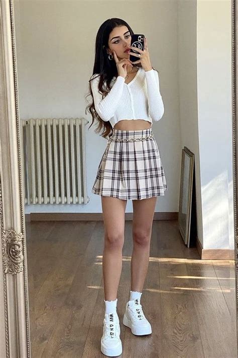 40 Cute And Trendy Preppy Outfits In 2021 Cute Skirt Outfits Tennis