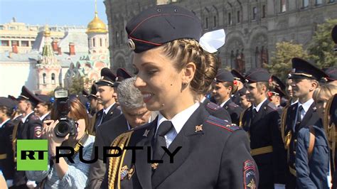 heels parade russian female police officers march on red