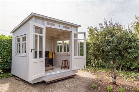 6 Expert Tips To Design The He Shed Of His Dreams