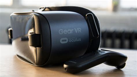 Samsung Gear Vr Review The Gear Vr Supports All Four Galaxy S10 Phones