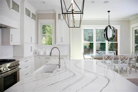 white quartz countertops  enhance  appeal   kitchen