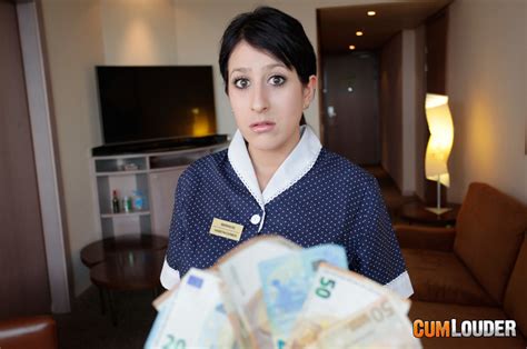 Pamela Silva Sexy Hotel Housekeeping Cumlouder 129425
